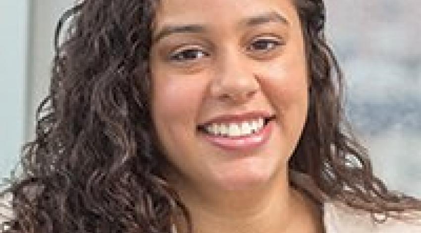 Alexa Mieses head shot